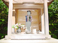 國泰寺の墓地